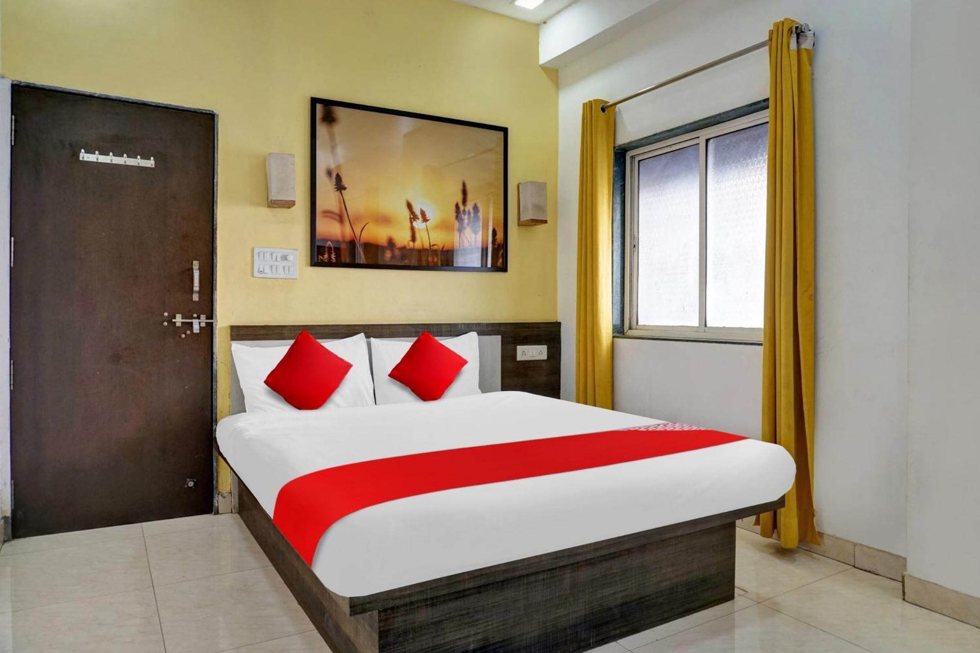 Hotel O Pimprii Stays Екстериор снимка