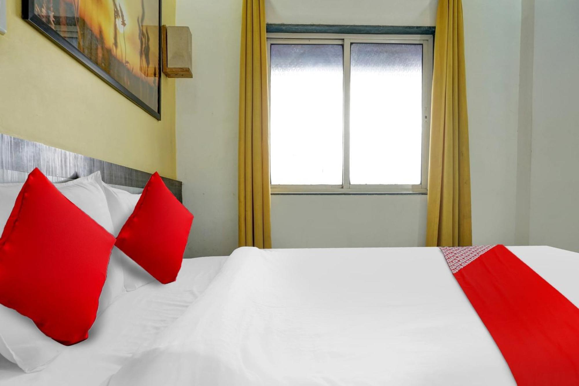 Hotel O Pimprii Stays Екстериор снимка