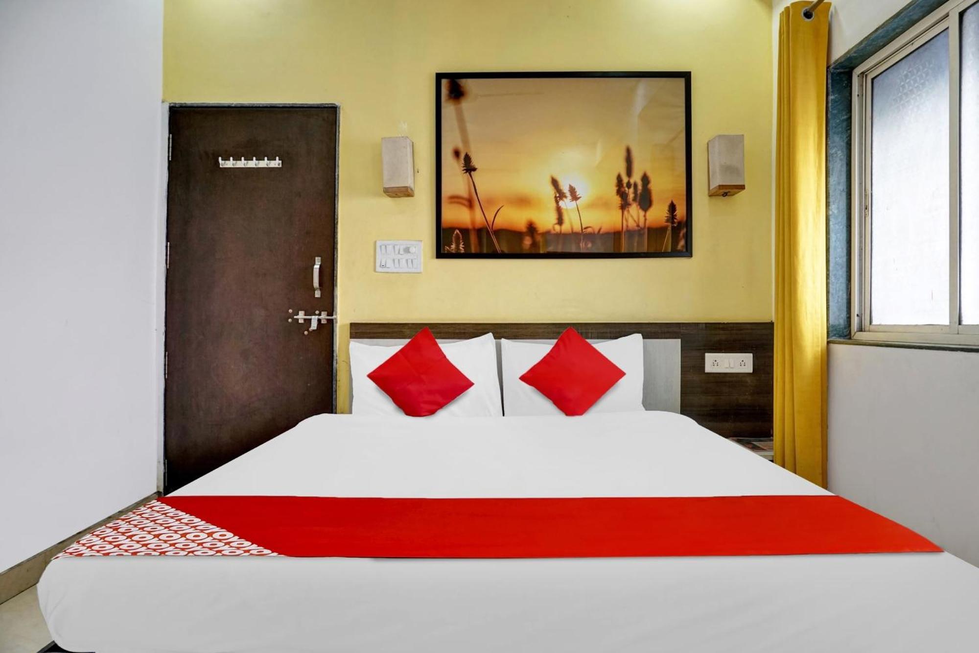 Hotel O Pimprii Stays Екстериор снимка