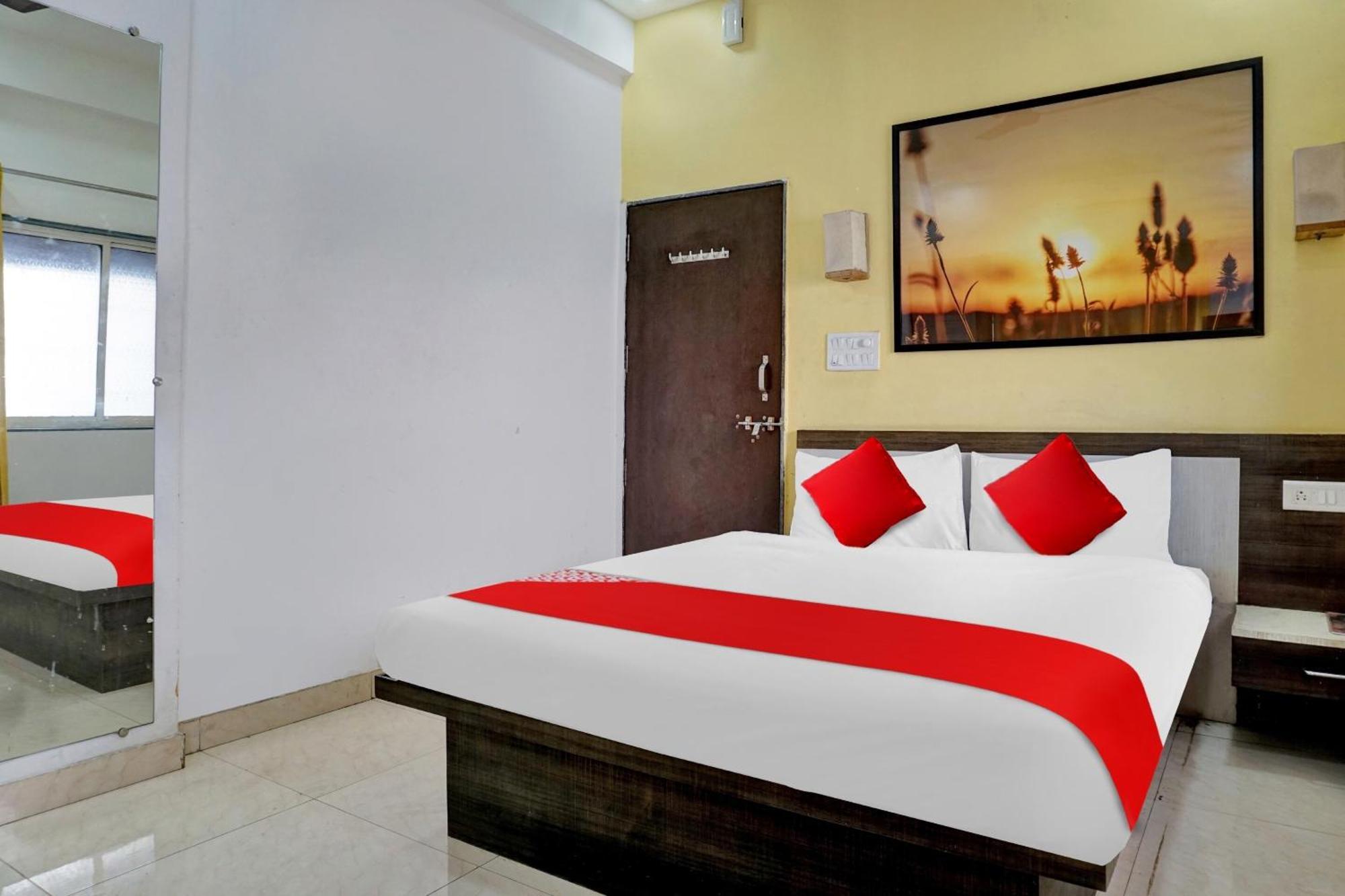 Hotel O Pimprii Stays Екстериор снимка